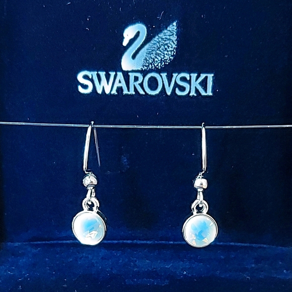 Swarovski Jewelry - SWAROVSKI CRYSTAL EARRINGS NEW!
